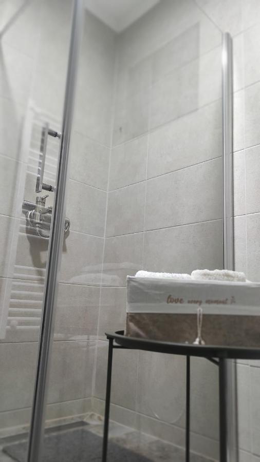 Apartman A&E Zivinice Buitenkant foto